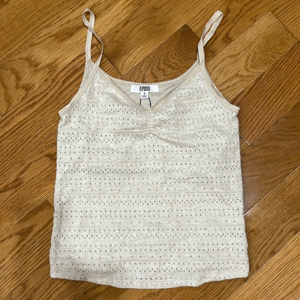 B B Dakota Steve Madden tank top built in bra NWT size small